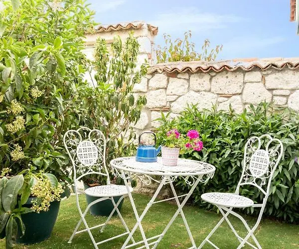 Deniz Kabugu Hotel